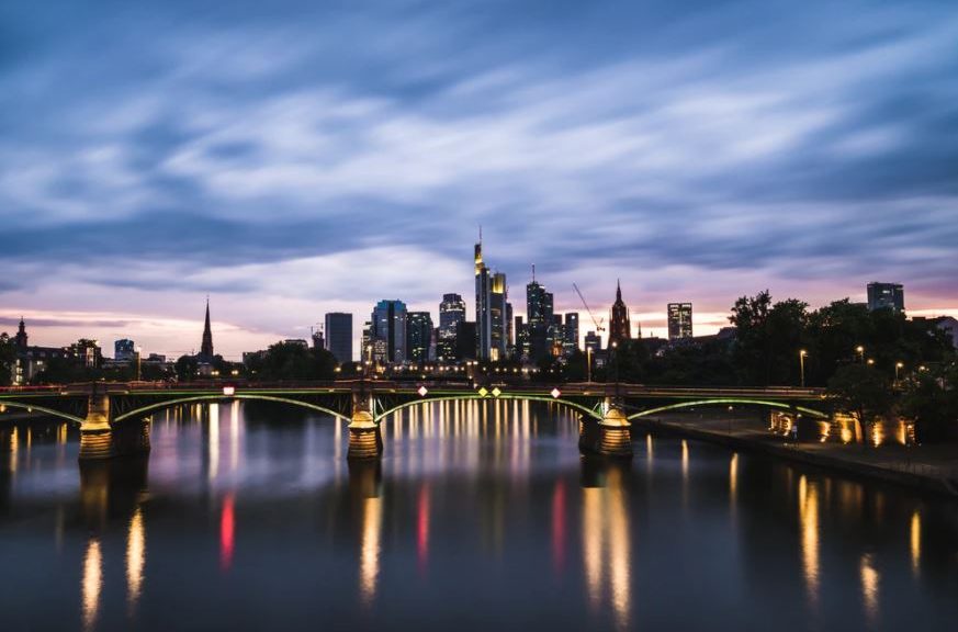 Leading Frankfurt real estate investor acquires office tower in Australia