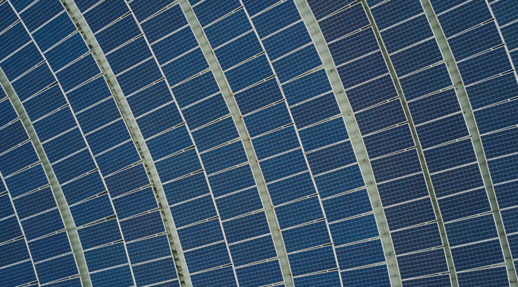 List of 3 solar investors in California